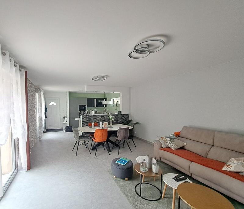 Maison - 138 m² - 5 pièces