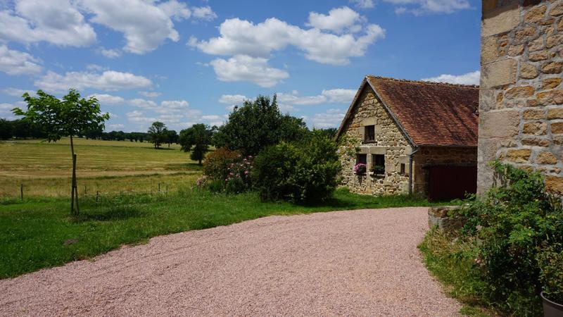 Maison - 240 m² - 12 pièces