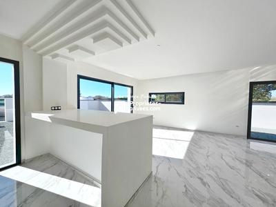 Maison - 145 m² - 5 pièces