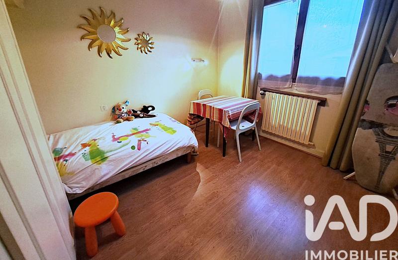 Maison - 182 m² - 8 pièces