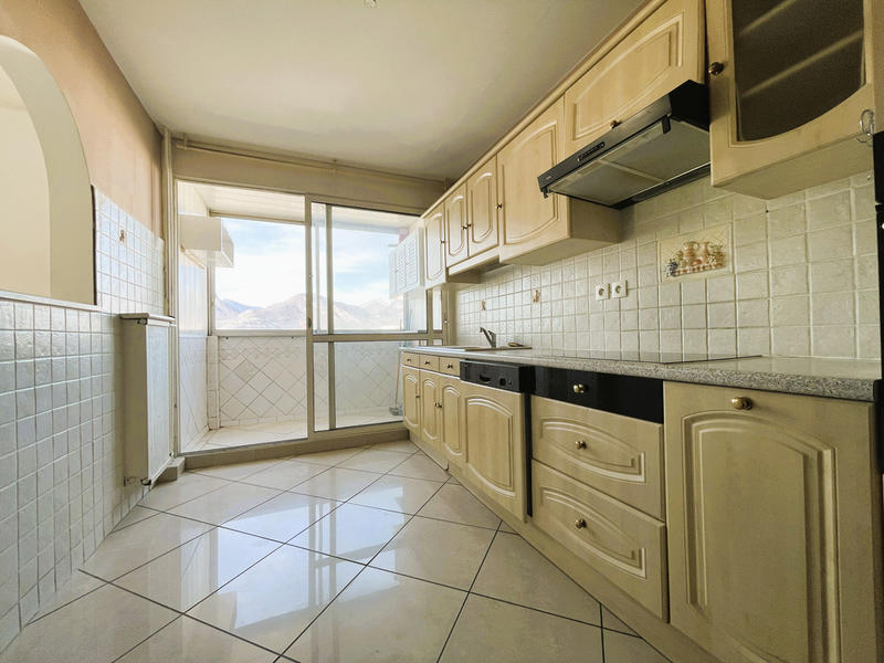 Appartement - 86 m² - 4 pièces