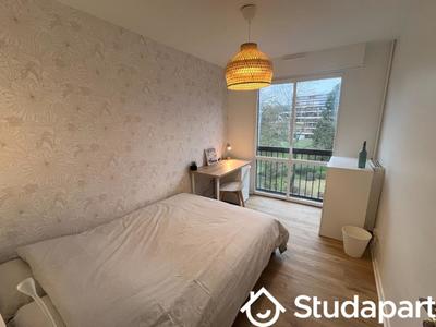 Chambre - 9 m² - 1 pièce