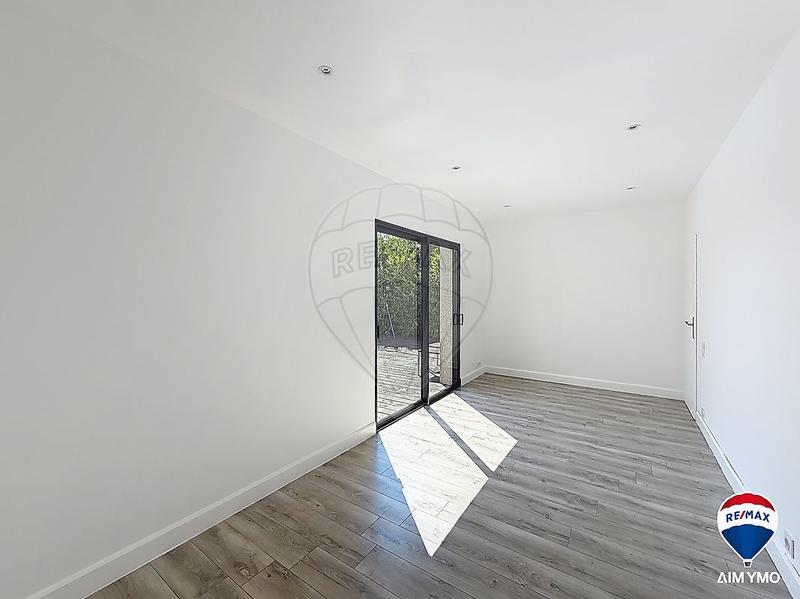 Villa - 196 m² - 6 pièces