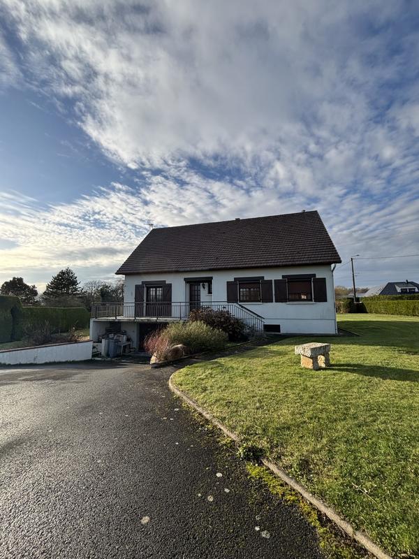 Maison - 102 m² - 5 pièces