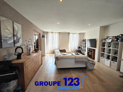 Maison - 141 m² - 5 pièces
