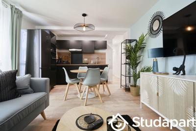 Chambre - 11 m² - 1 pièce