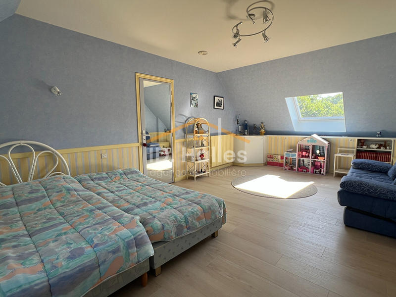 Maison - 152 m² - 6 pièces