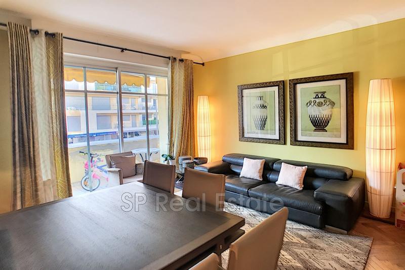 Appartement - 77 m² - 3 pièces