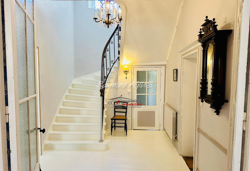 Maison de village - 315 m² - 8 pièces