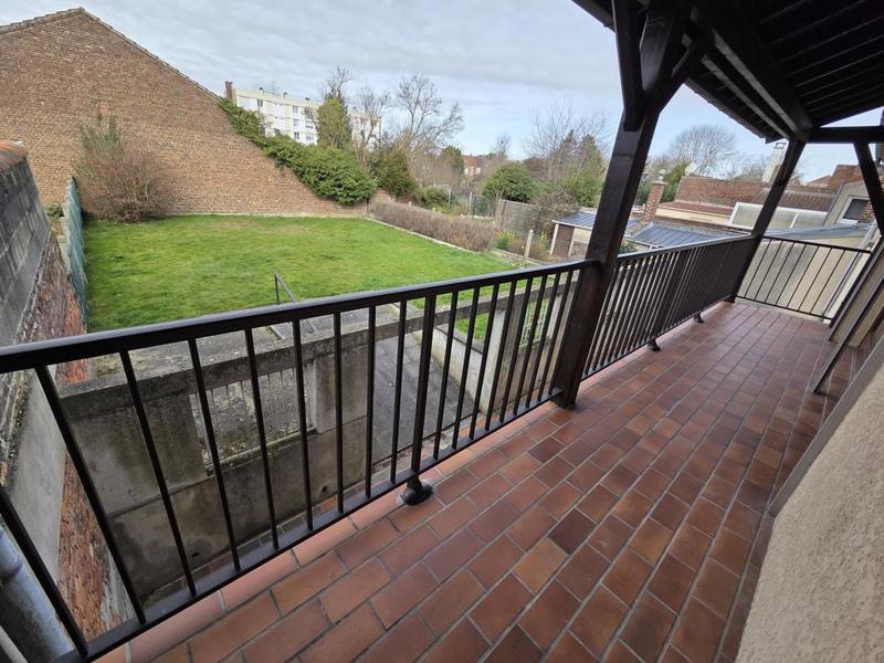 Appartement - 95 m² - 5 pièces