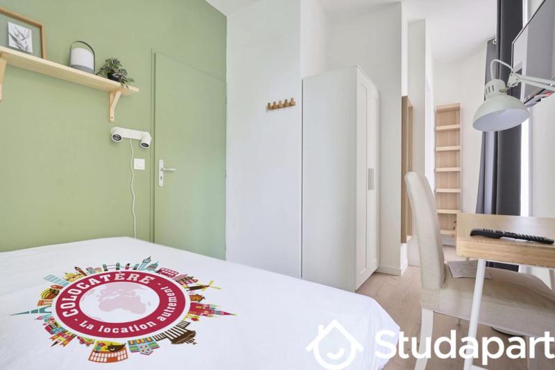 Chambre - 10 m² - 1 pièce