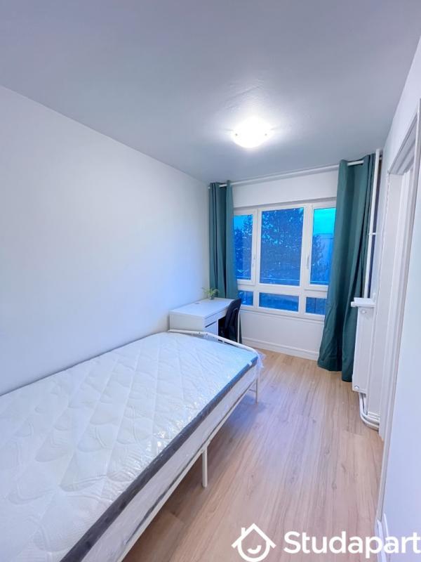 Chambre - 9 m² - 1 pièce