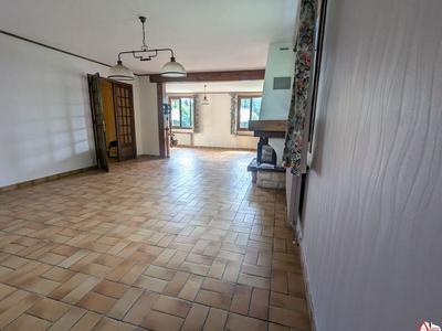 Maison - 193 m² - 7 pièces