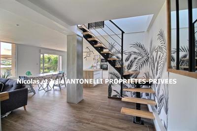 Maison - 118 m² - 6 pièces