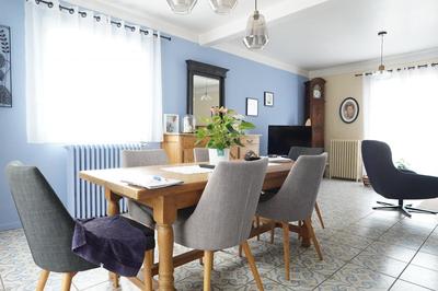 Maison - 196 m² - 7 pièces