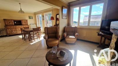 Maison - 141 m² - 7 pièces