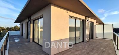 Appartement - 134 m² - 4 pièces