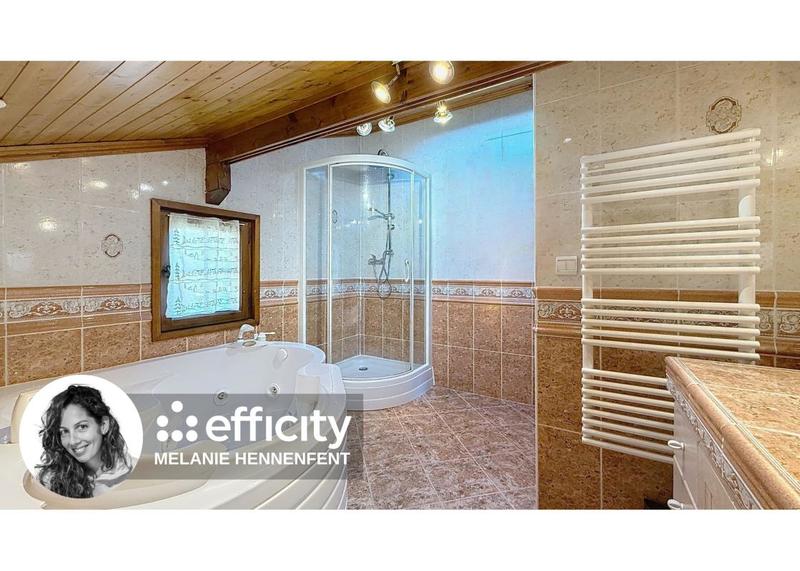 Maison - 225 m² - 7 pièces