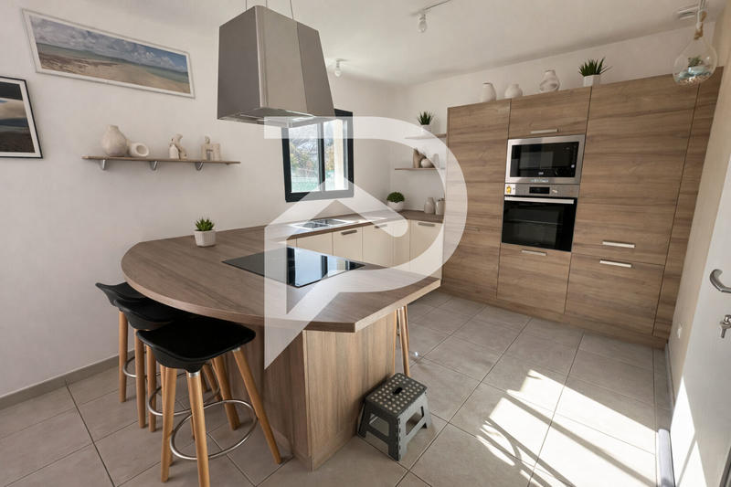 Maison - 85 m² - 4 pièces