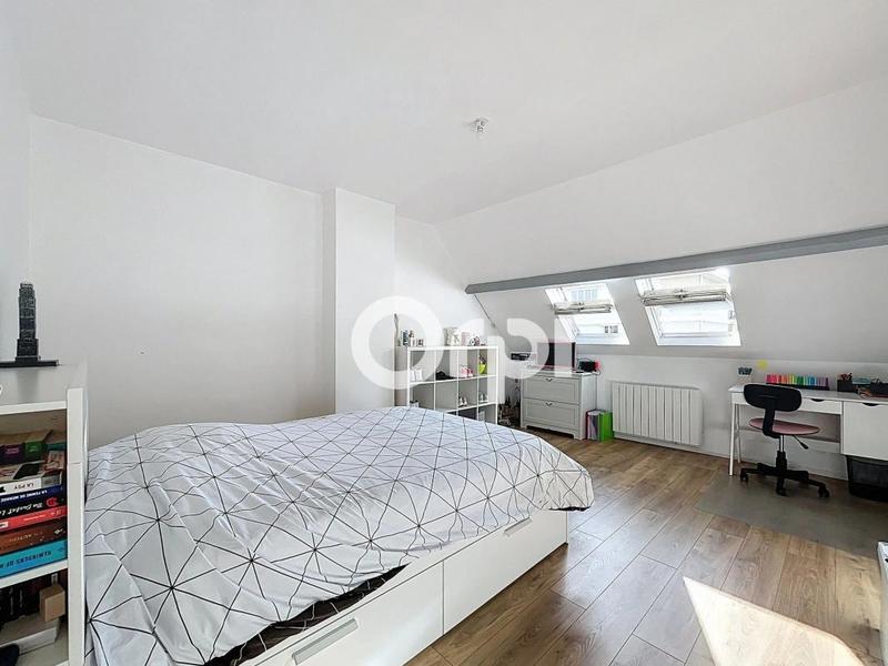 Maison - 280 m² - 7 pièces