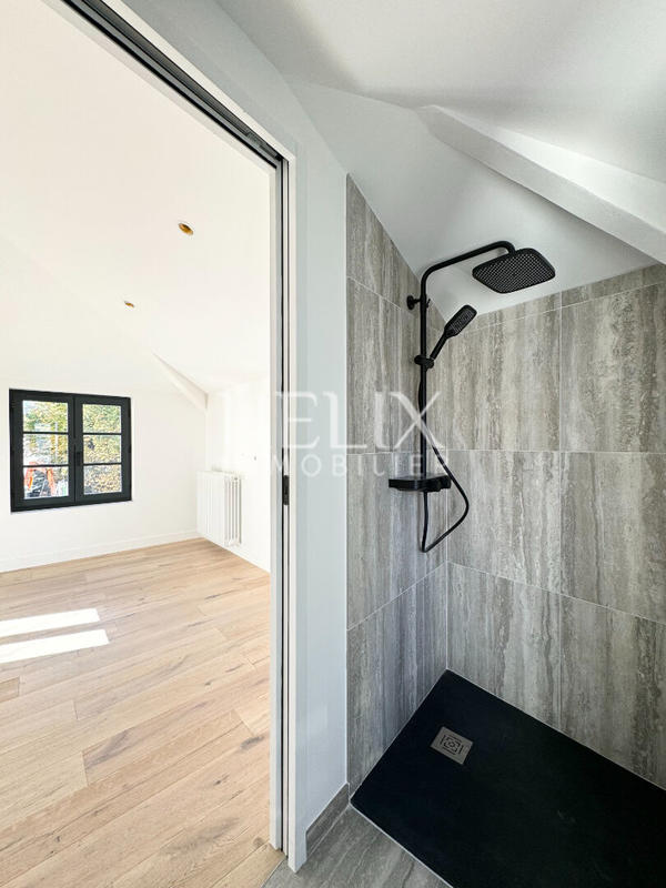 Appartement - 101 m² - 5 pièces