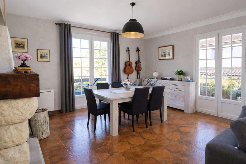 Maison - 146 m² - 5 pièces