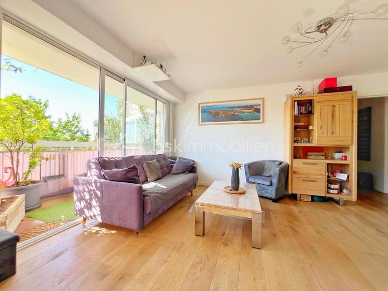 Appartement - 95 m² - 5 pièces