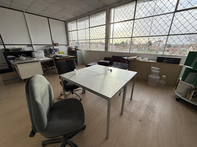 Local d'activités - 1 000 m²