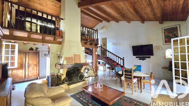 Maison - 122 m² - 5 pièces