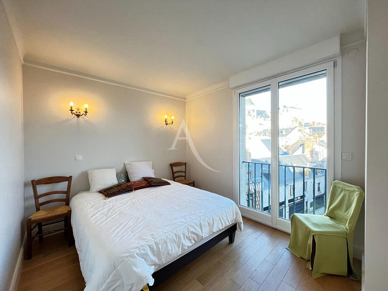 Appartement - 96 m² - 4 pièces