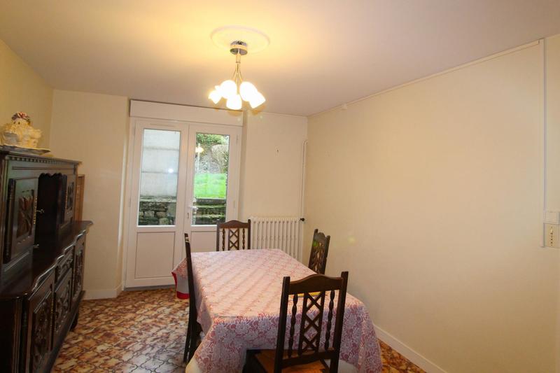 Maison - 105 m² - 6 pièces