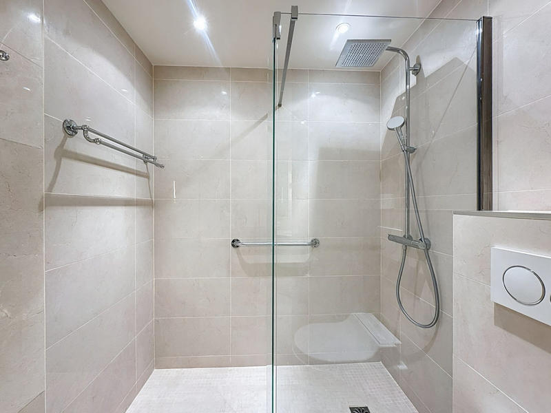 Appartement - 95 m² - 4 pièces