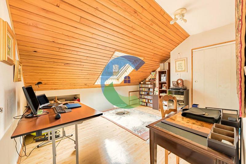 Maison - 170 m² - 7 pièces