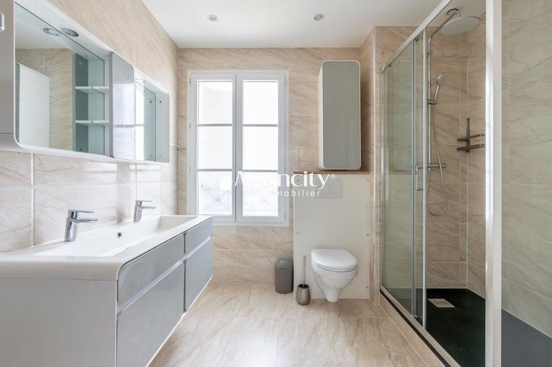 Maison - 190 m² - 7 pièces