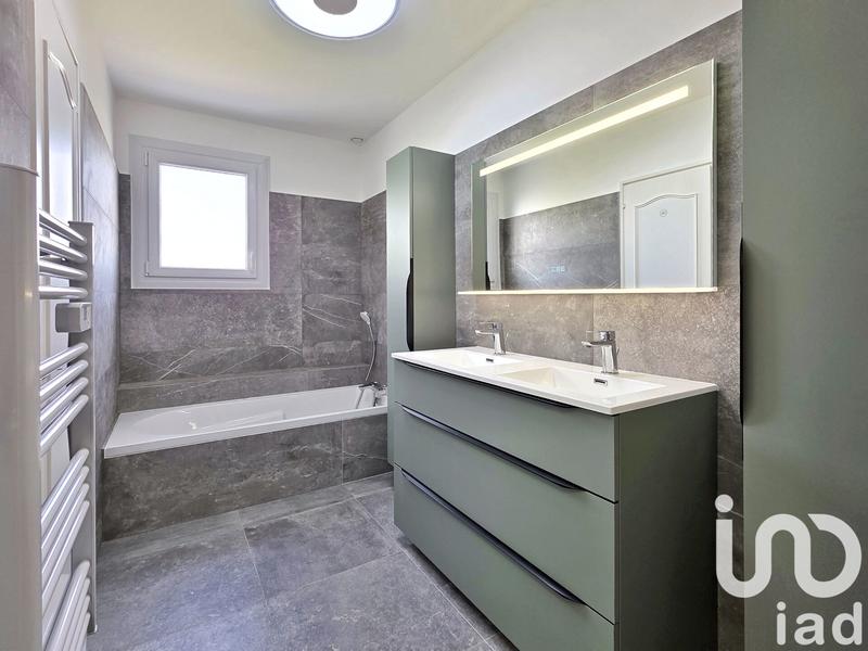 Maison - 112 m² - 4 pièces