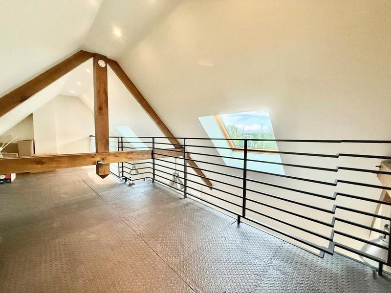 Maison - 186 m² - 7 pièces