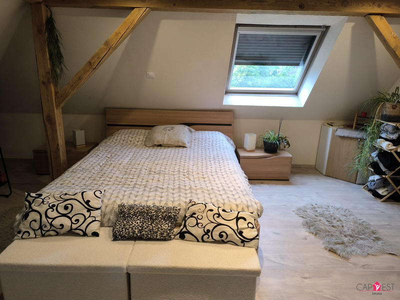 Maison - 260 m² - 7 pièces