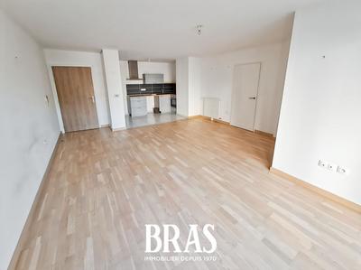 Appartement - 63 m² - 3 pièces