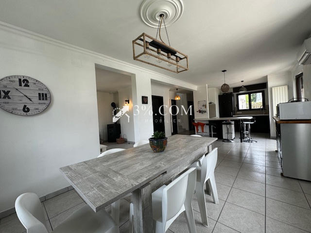 Maison - 154 m² - 6 pièces