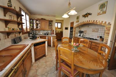 Maison - 296 m² - 8 pièces