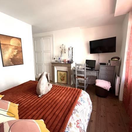 Maison - 205 m² - 7 pièces