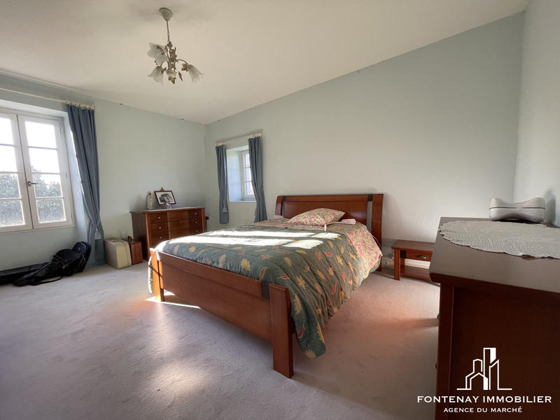 Maison ancienne - 186 m² - 7 pièces