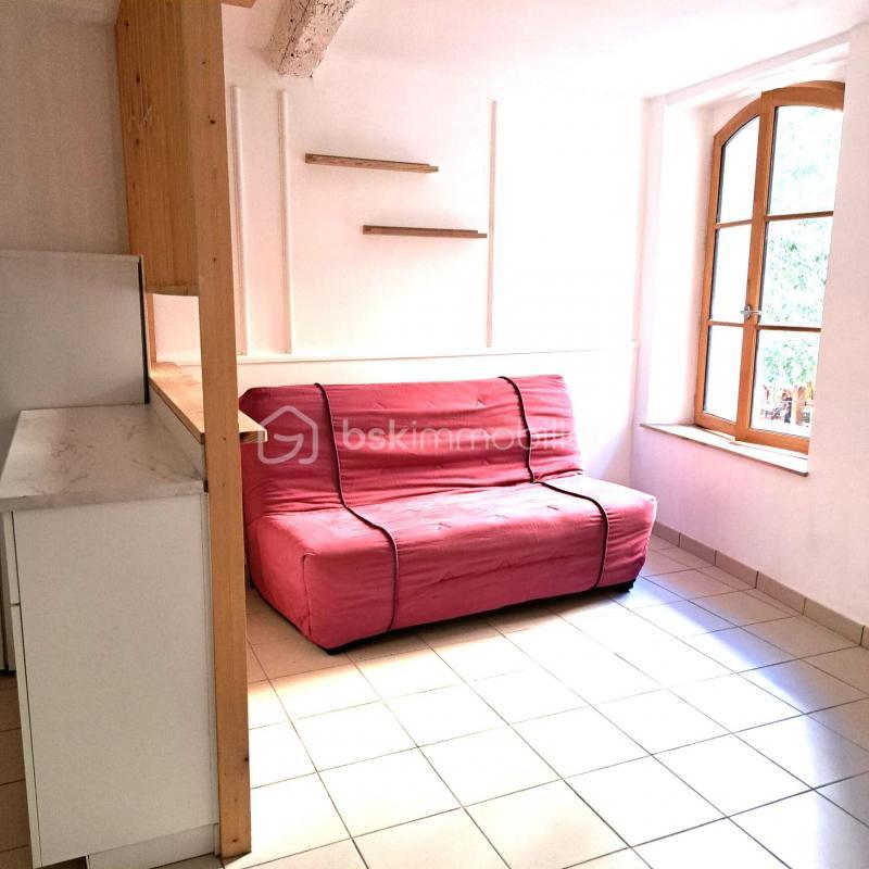 Studio - 24 m² - 1 pièce