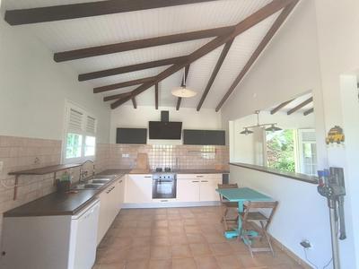 Villa - 180 m² - 5 pièces