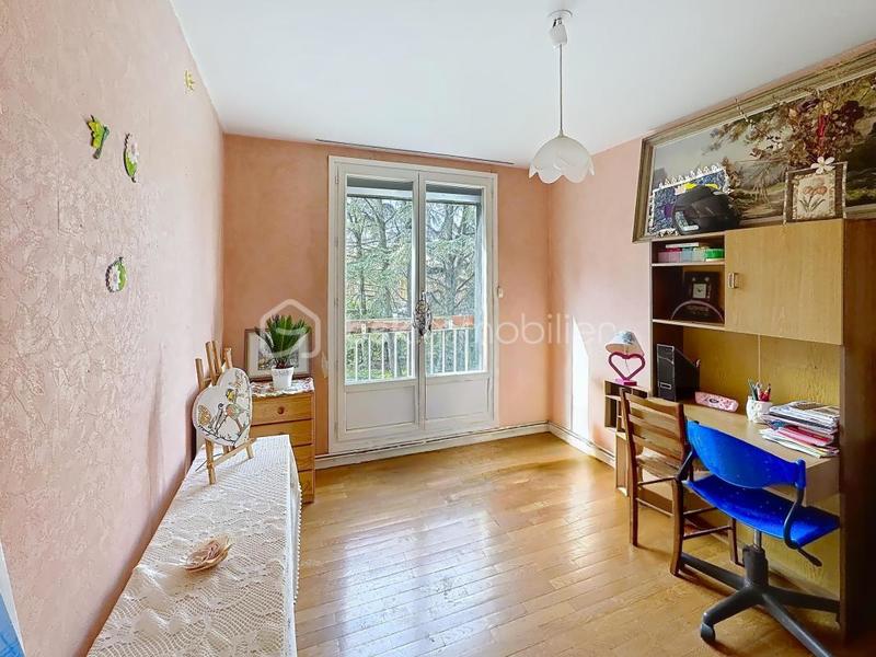 Appartement - 86 m² - 4 pièces