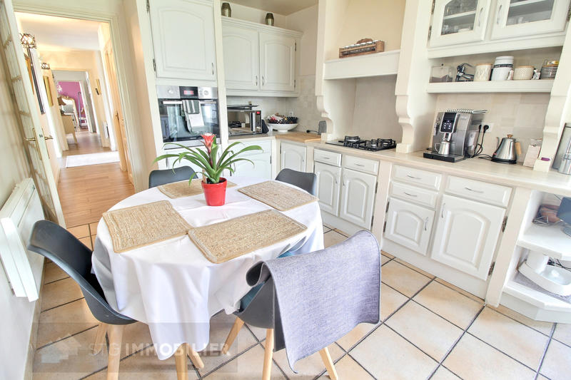 Villa - 177 m² - 5 pièces