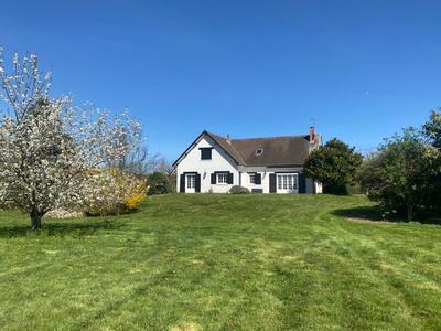 Maison - 258 m² - 8 pièces