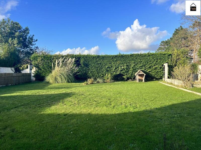 Maison - 205 m² - 7 pièces