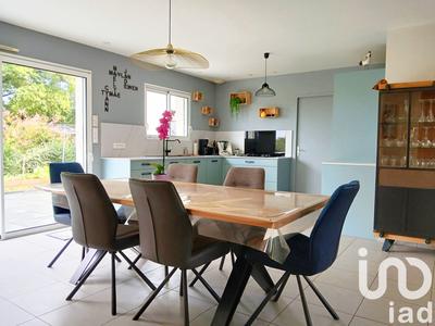 Maison - 102 m² - 5 pièces