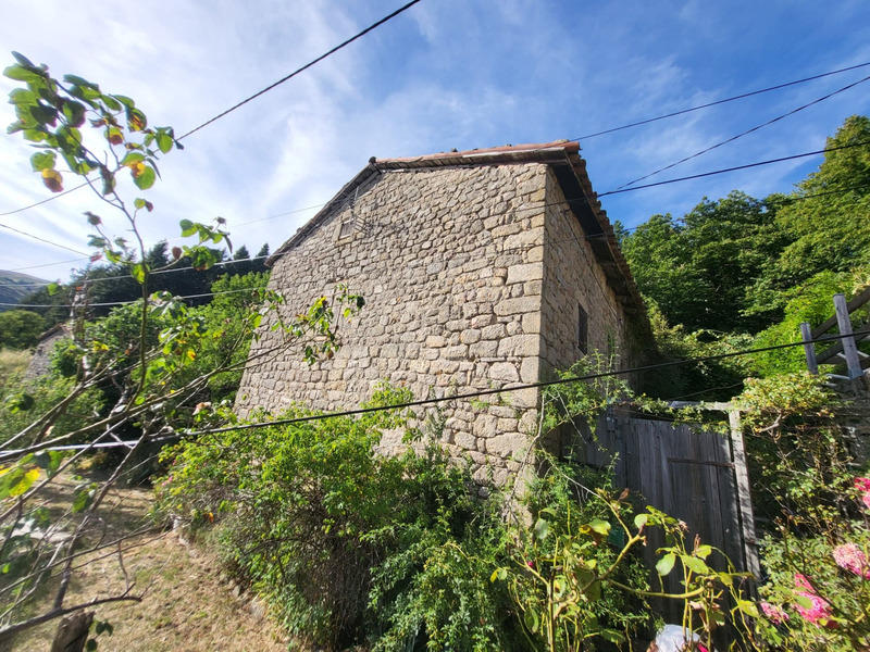 Maison - 200 m² - 6 pièces